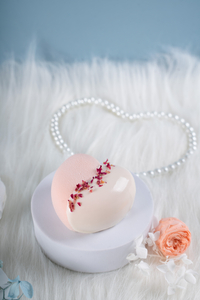 醇香爱心慕斯蛋糕