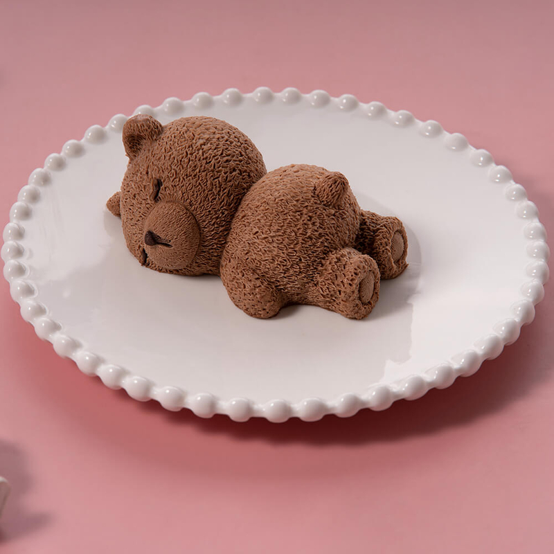 小熊巧克力覆盆子慕斯蛋糕