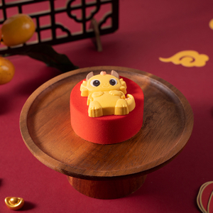 龙年喜庆慕斯蛋糕 