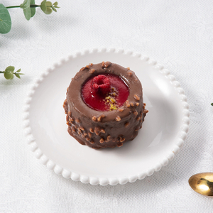  布朗尼覆盆子慕斯蛋糕