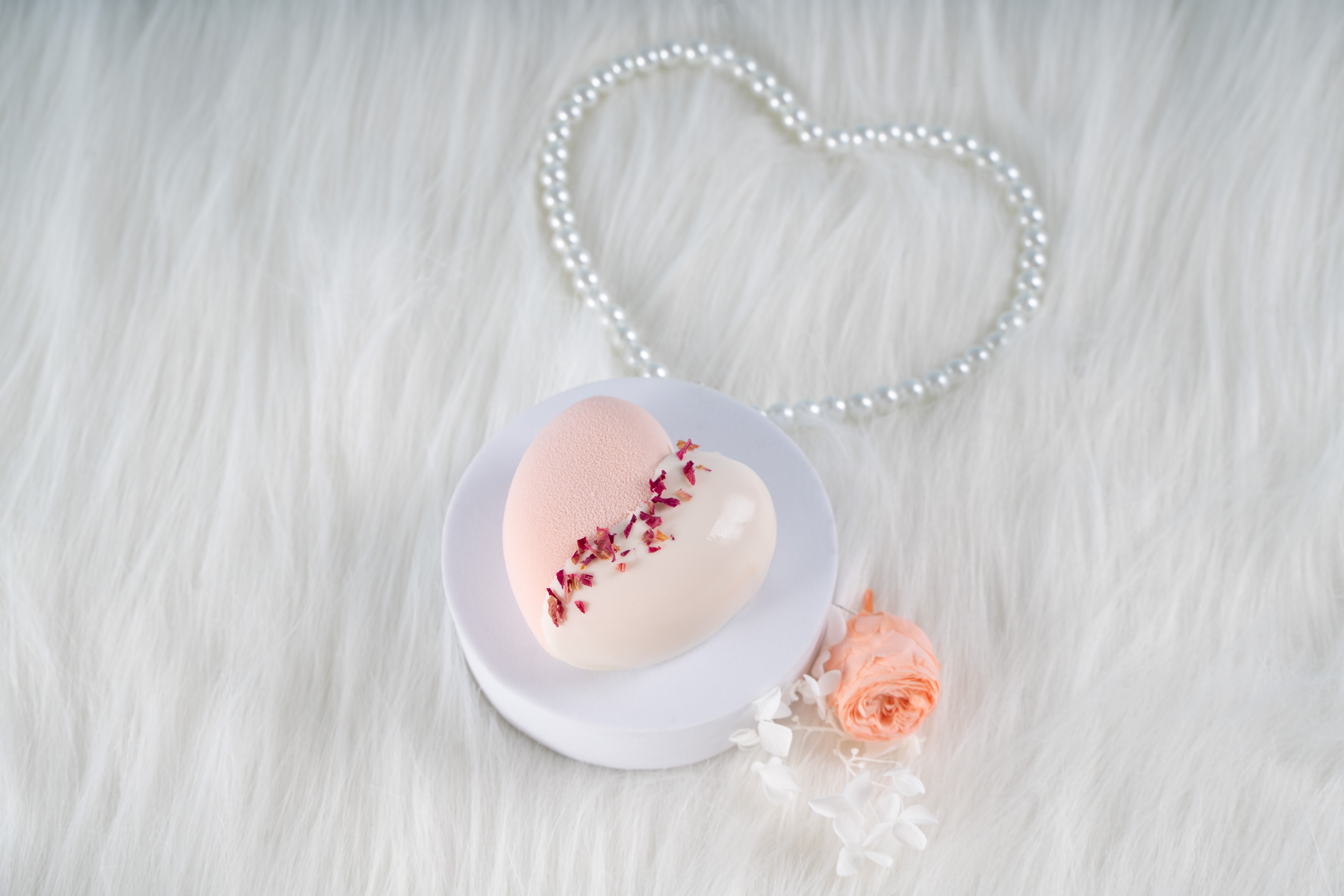 醇香爱心慕斯蛋糕