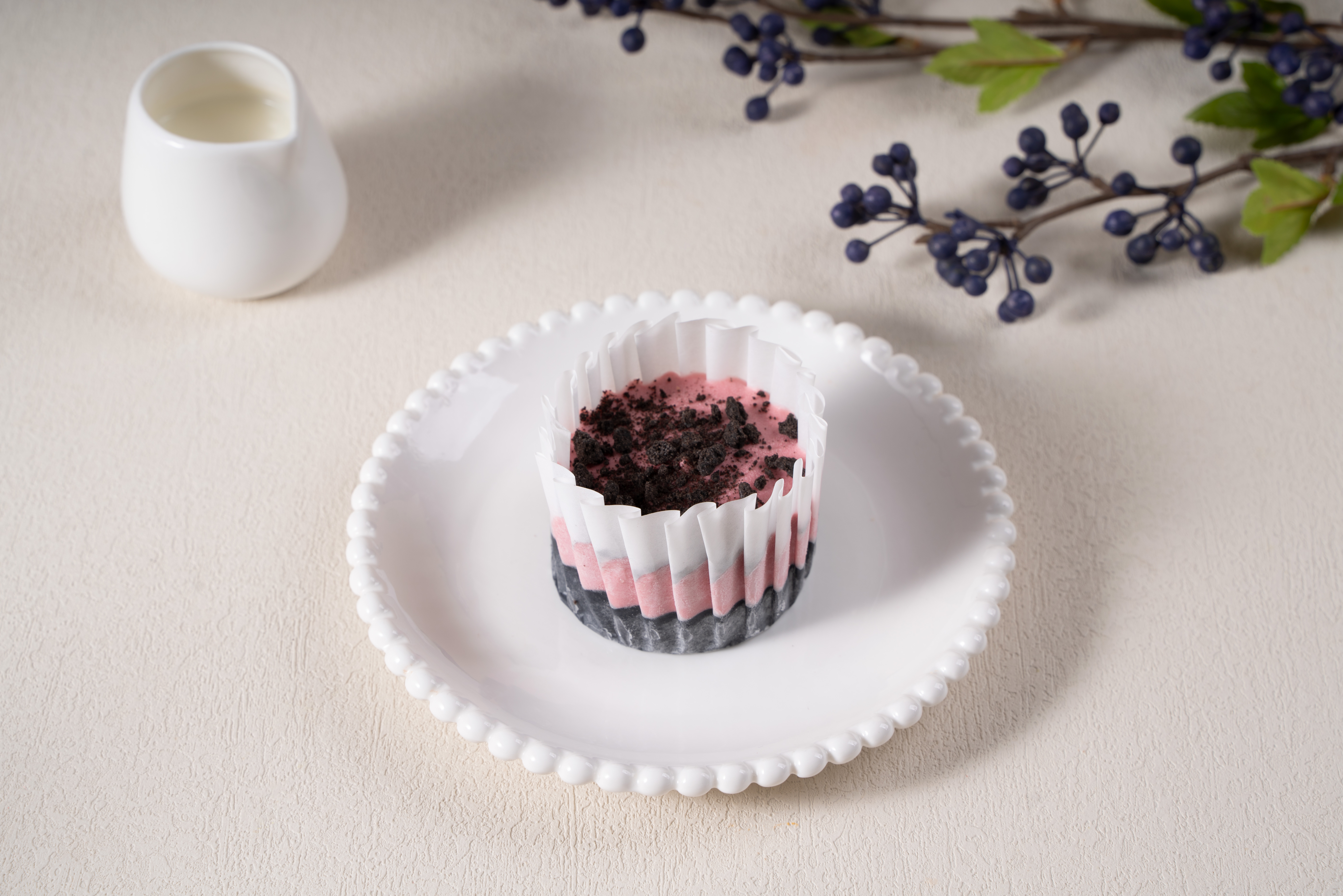 草莓奥利奥纸杯蛋糕