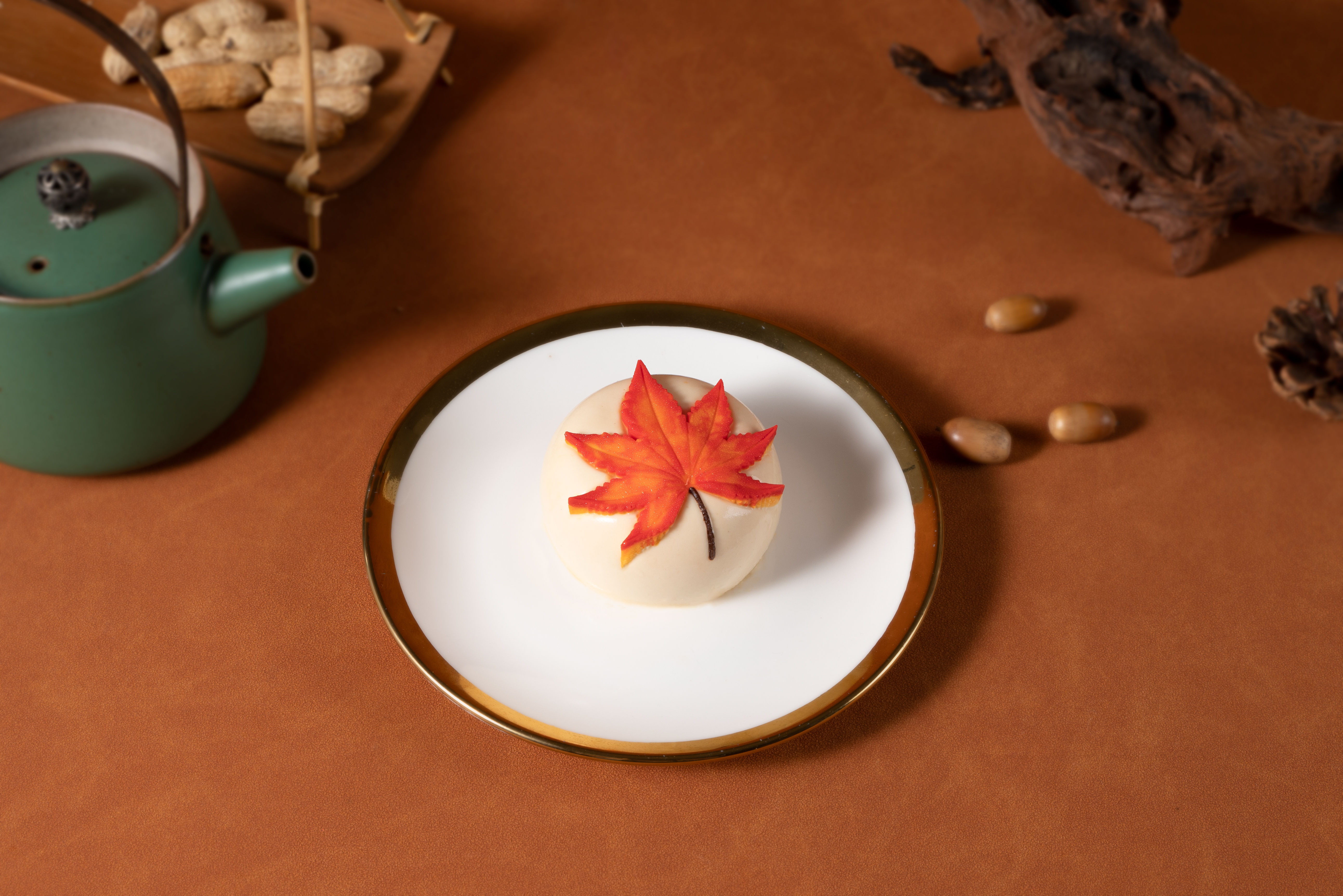 枫叶形慕斯蛋糕