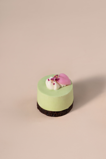 风遇上青芒果慕斯蛋糕