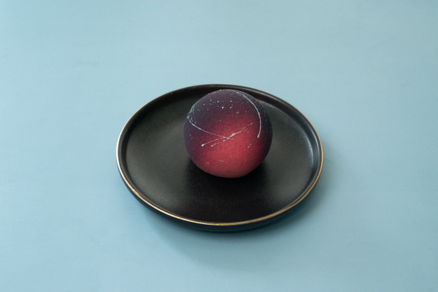 圆形紫色星球慕斯蛋糕