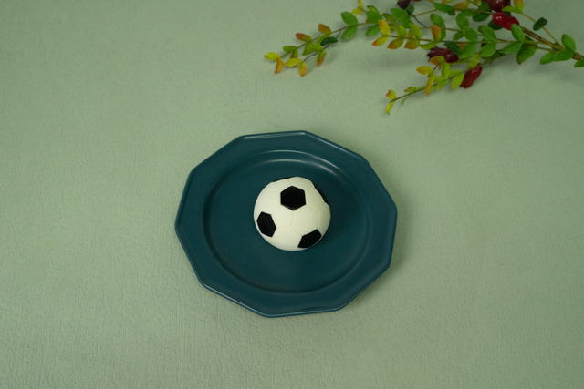 圆形足球慕斯蛋糕